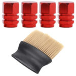 Capace valve auto rosii din aluminiu ofera protectie si stil sportiv